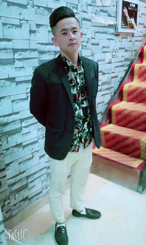男人三十而立的第一张照片--宜宾相亲服务中心