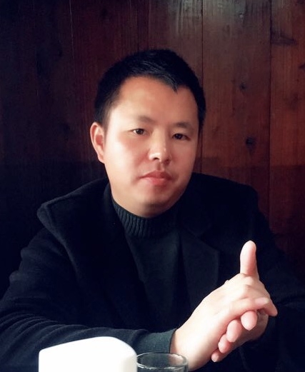 何超洪的第一张照片--宜宾相亲服务中心