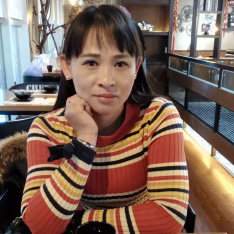 玫瑰花的第一张照片--宜宾相亲服务中心