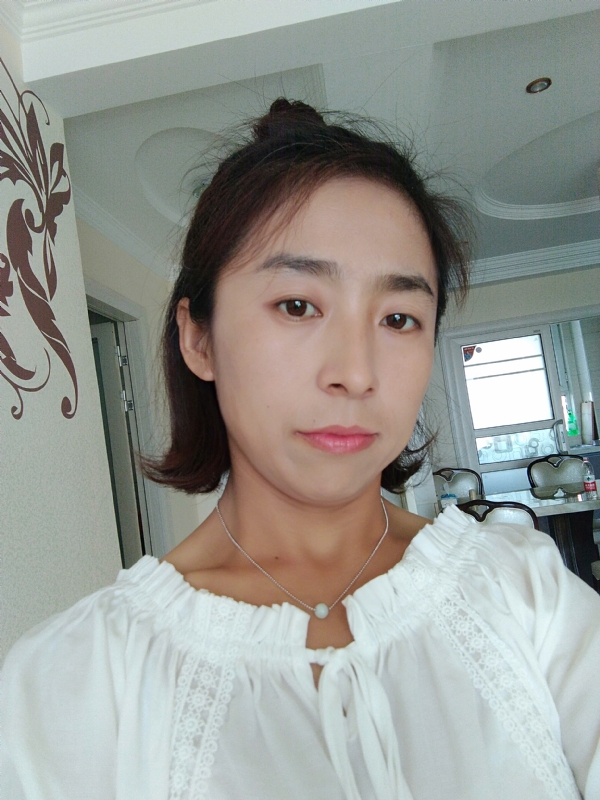 柠檬的第一张照片--宜宾相亲服务中心