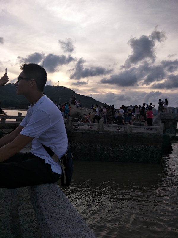诗和远方的第一张照片--宜宾相亲服务中心