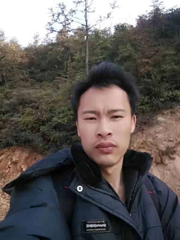 高富帅的第一张照片--宜宾相亲服务中心