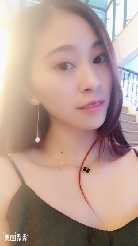 隨風的云的第一张照片--宜宾相亲服务中心