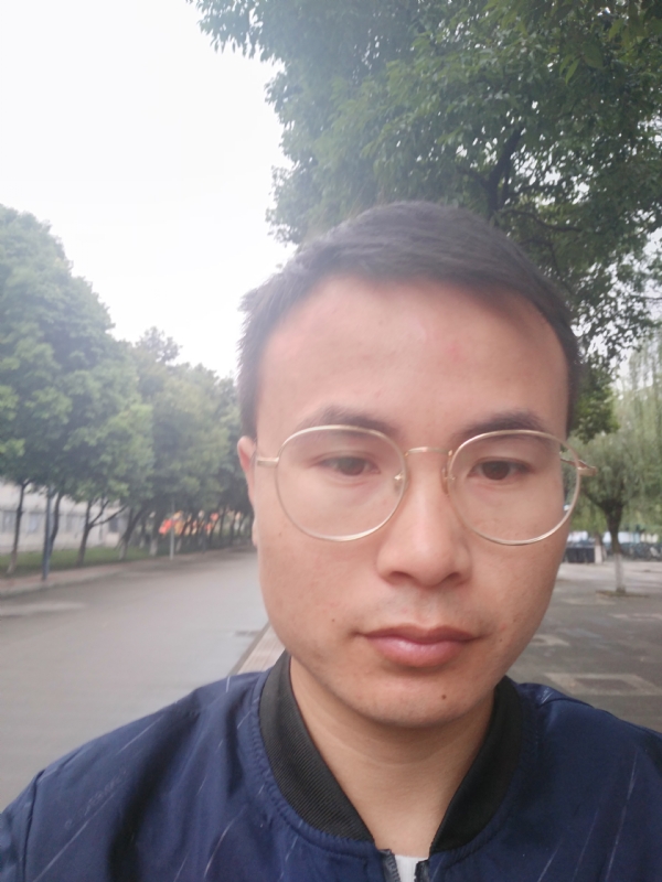 零丁星辰的第一张照片--宜宾相亲服务中心