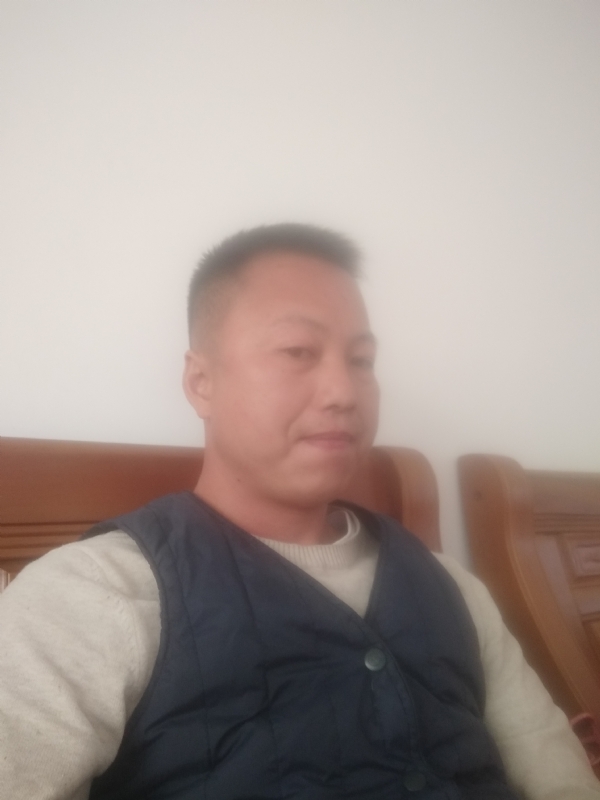 只对你好的第一张照片--宜宾相亲服务中心