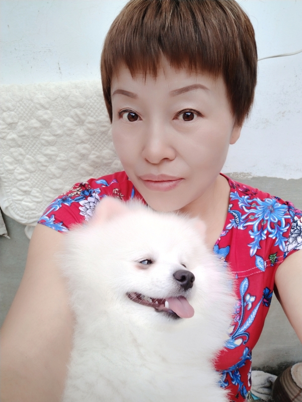 世事无常的第三张照片--宜宾相亲服务中心