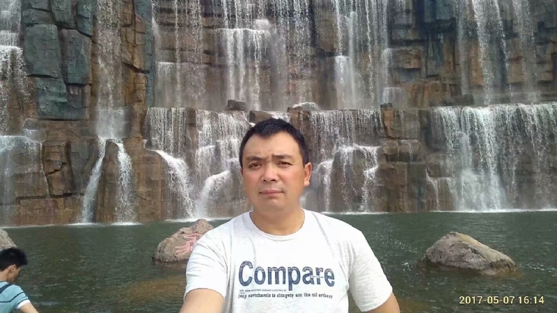 平淡的第一张照片--宜宾相亲服务中心