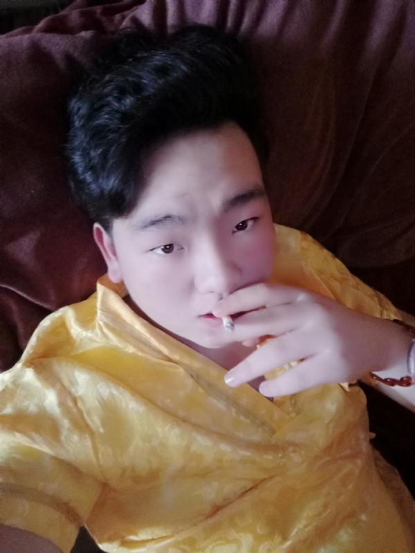 有心无力的第一张照片--宜宾相亲服务中心