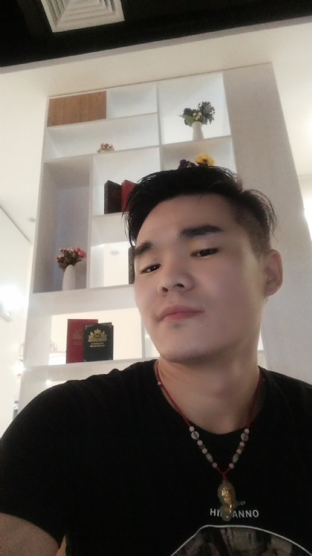 涵博随缘的第一张照片--宜宾相亲服务中心