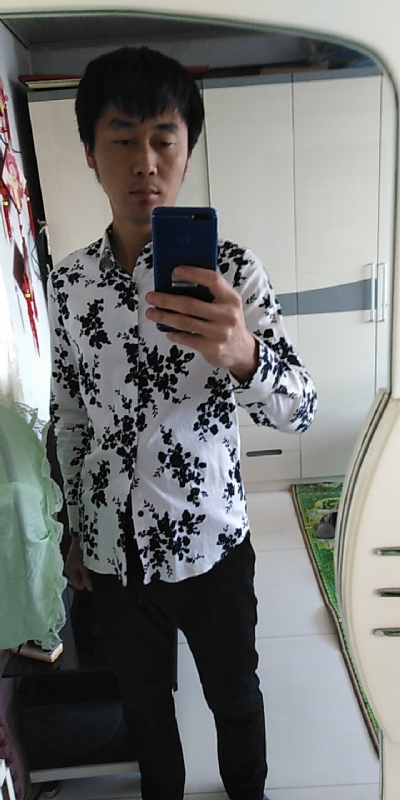 兰若寺里的书生的第一张照片--宜宾相亲服务中心