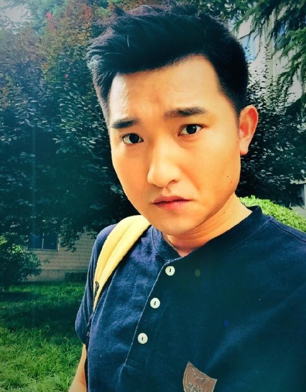 奋斗的第一张照片--宜宾相亲服务中心