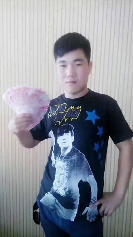 小飞的第二张照片--宜宾相亲服务中心
