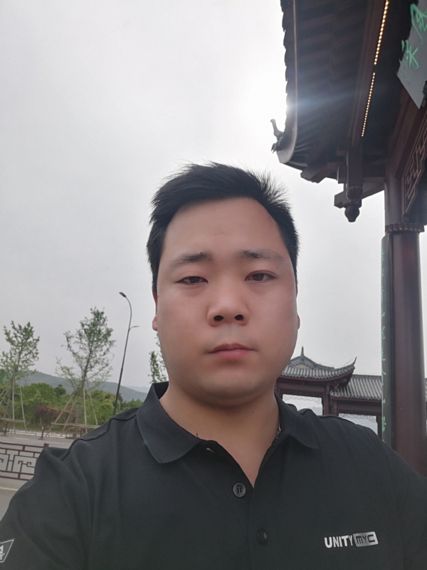 微笑的第一张照片--宜宾相亲服务中心