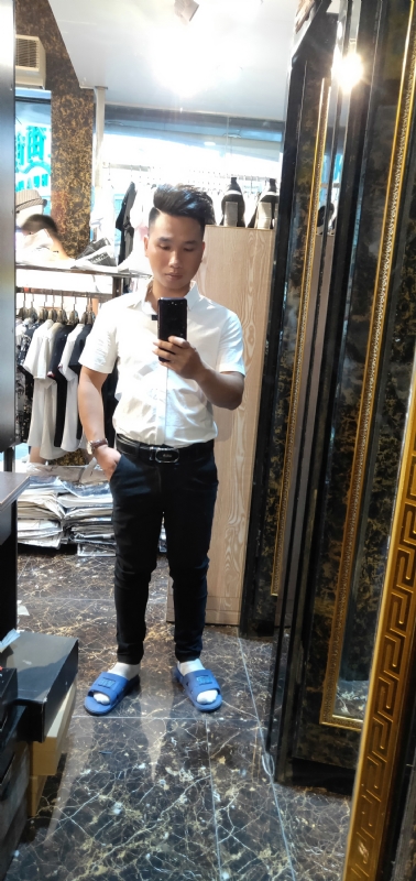 卢家福的第一张照片--宜宾相亲服务中心