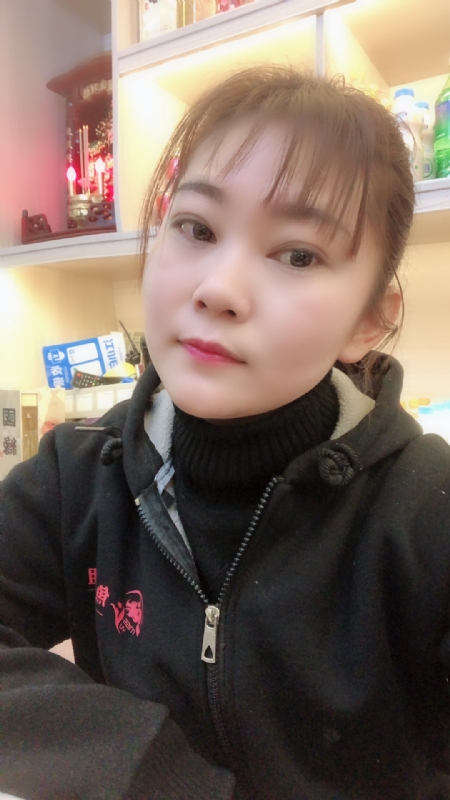 泡沫的第一张照片--宜宾相亲服务中心