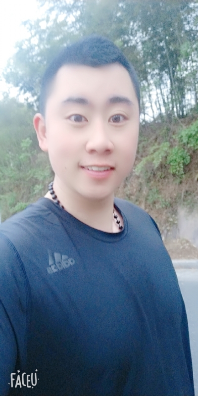 帅小伙的第一张照片--宜宾相亲服务中心