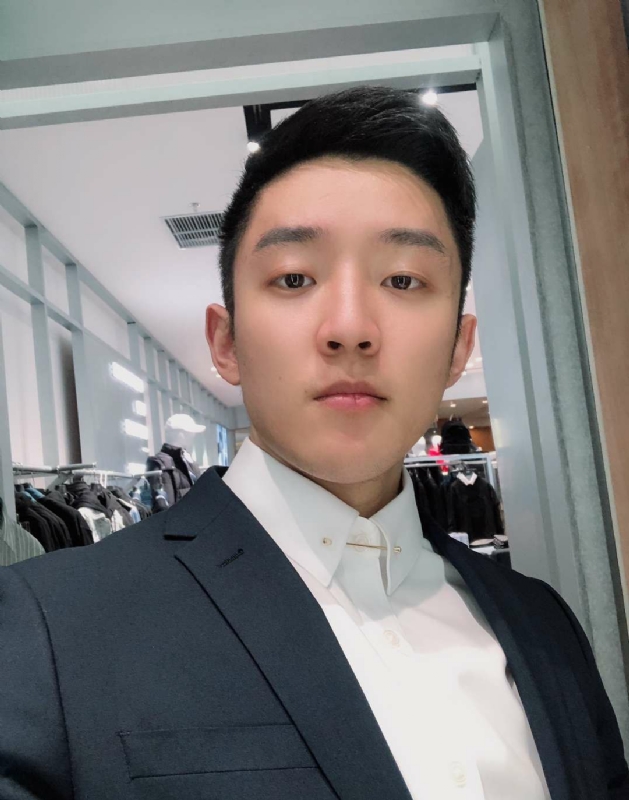 木头人的第一张照片--宜宾相亲服务中心