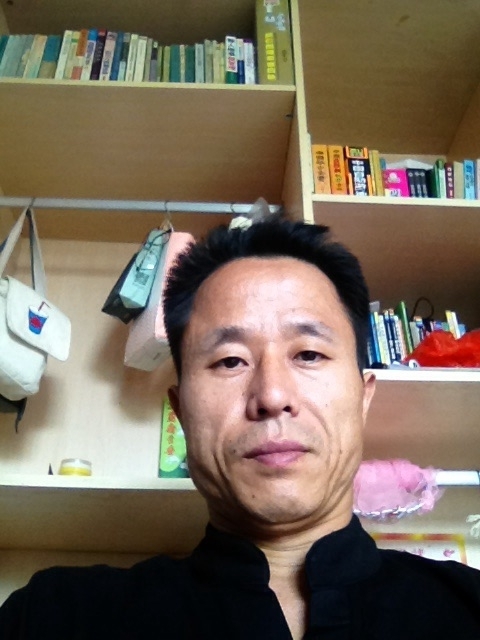 龙三少的第一张照片--宜宾相亲服务中心