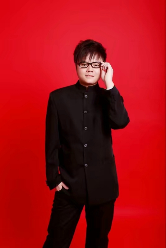 站在远处看童年的第一张照片--宜宾相亲服务中心