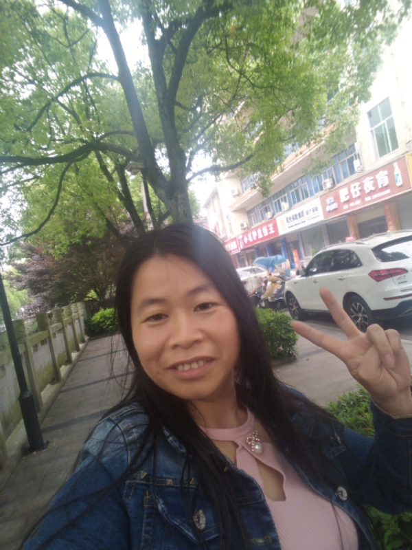 平凡的第一张照片--宜宾相亲服务中心