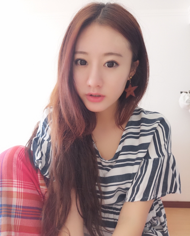 没有故事的女同学的第二张照片--宜宾相亲服务中心