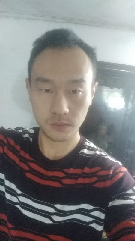 张浩浩的第一张照片--宜宾相亲服务中心