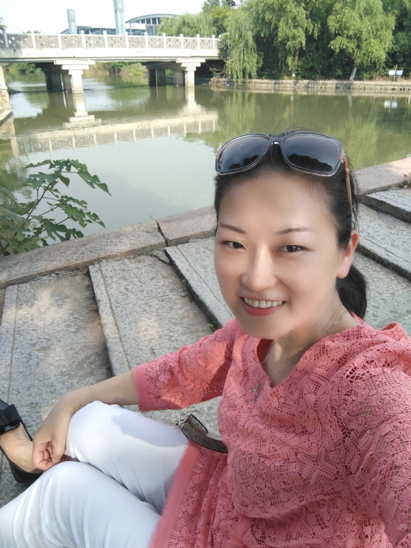 渴慕的第一张照片--宜宾相亲服务中心