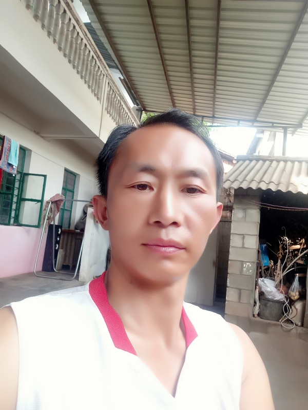 白鸽的第一张照片--宜宾相亲服务中心