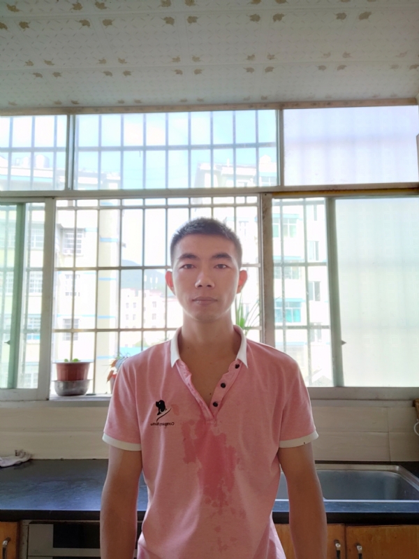 破晓依然的第一张照片--宜宾相亲服务中心