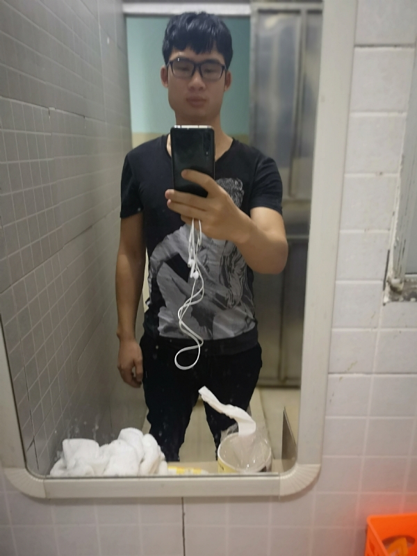 右手的执着的第一张照片--宜宾相亲服务中心