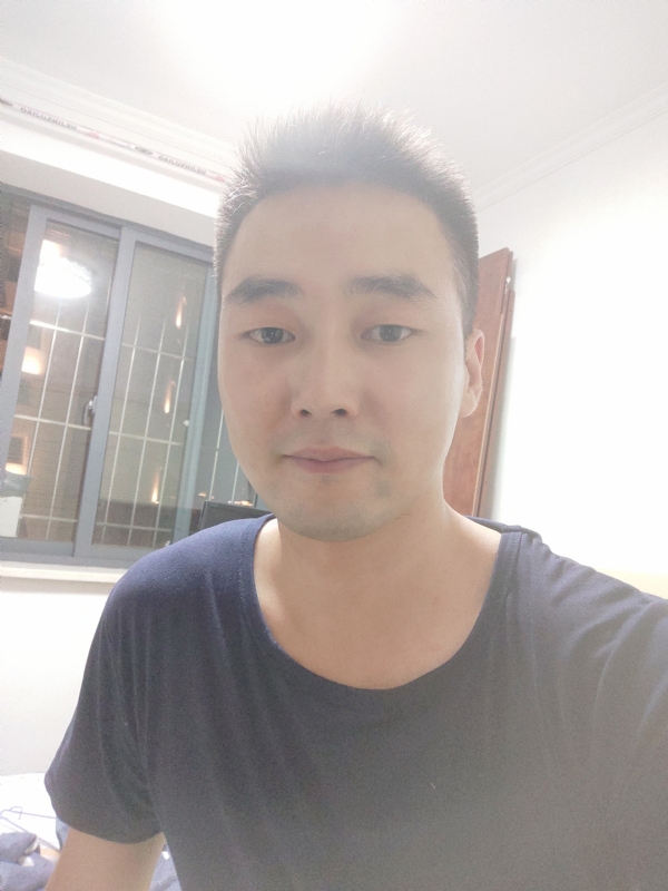 叶晓隆的第一张照片--宜宾相亲服务中心