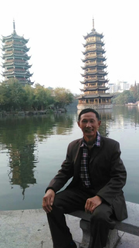 寻找有缘人的第一张照片--宜宾相亲服务中心