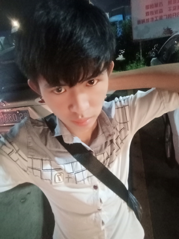 杨哥的第一张照片--宜宾相亲服务中心