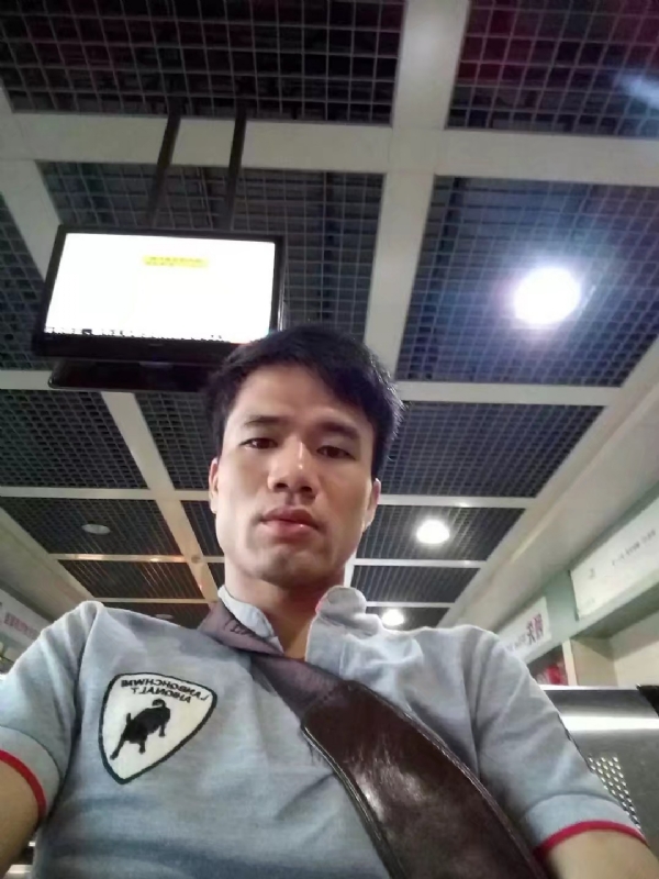 武哥的第一张照片--宜宾相亲服务中心