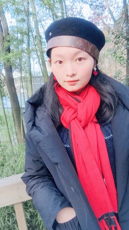 风中百合的第一张照片--宜宾相亲服务中心