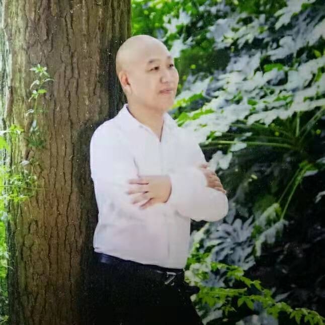 郑鑫牵手的第一张照片--宜宾相亲服务中心
