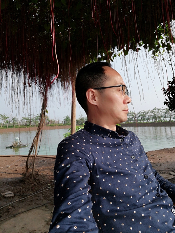 守望烟云的第一张照片--宜宾相亲服务中心