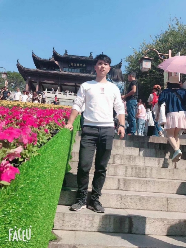 坦然的第二张照片--宜宾相亲服务中心