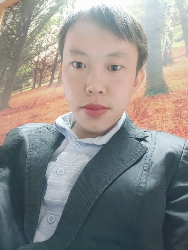 yuhyzww的第一张照片--宜宾相亲服务中心