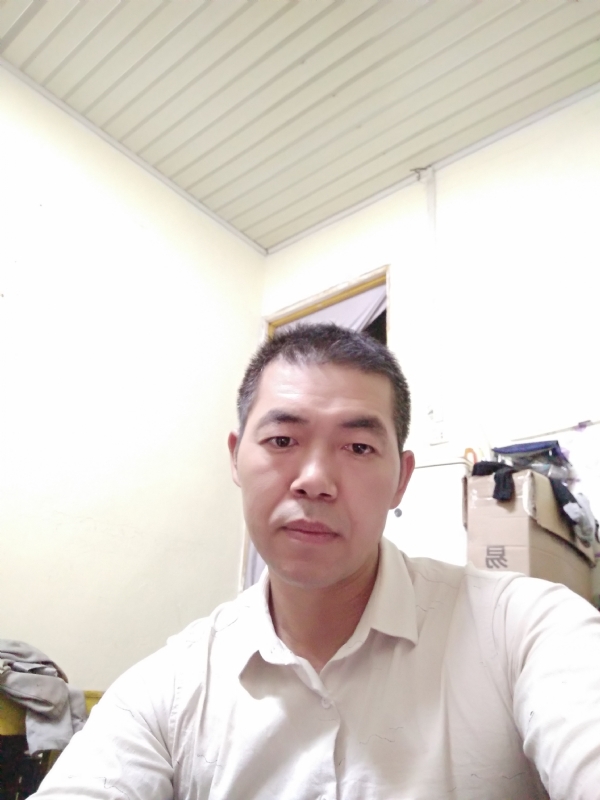 为伊消得人憔悴的第一张照片--宜宾相亲服务中心