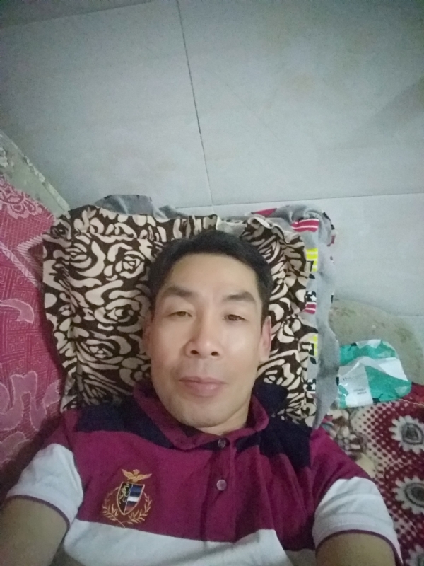 随缘的第一张照片--宜宾相亲服务中心