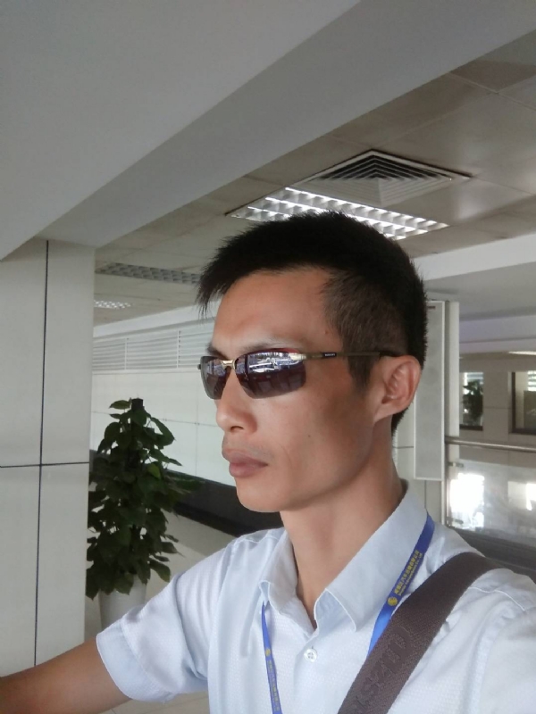 缘起缘灭的第一张照片--宜宾相亲服务中心