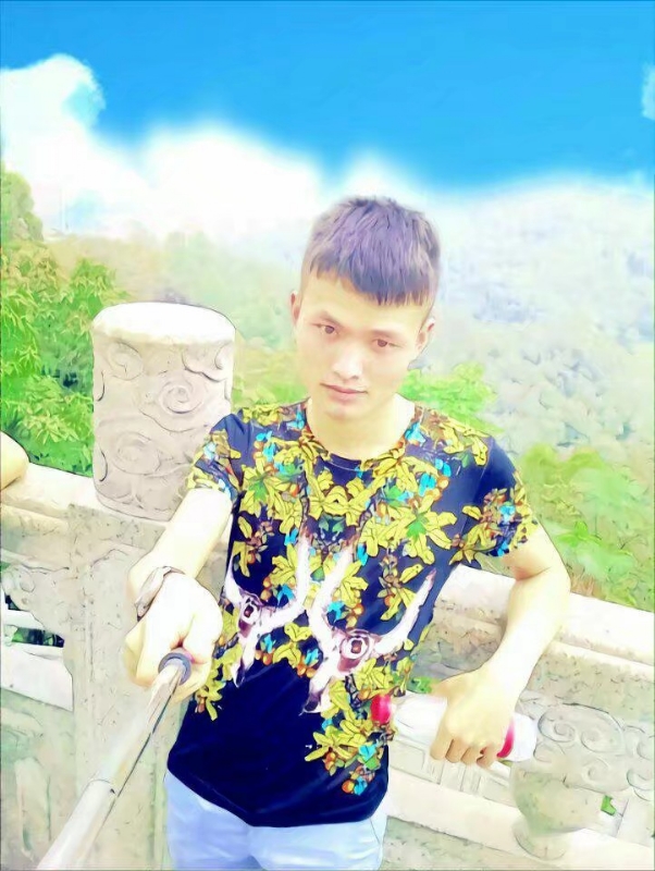 孤独王者元首的第一张照片--宜宾相亲服务中心