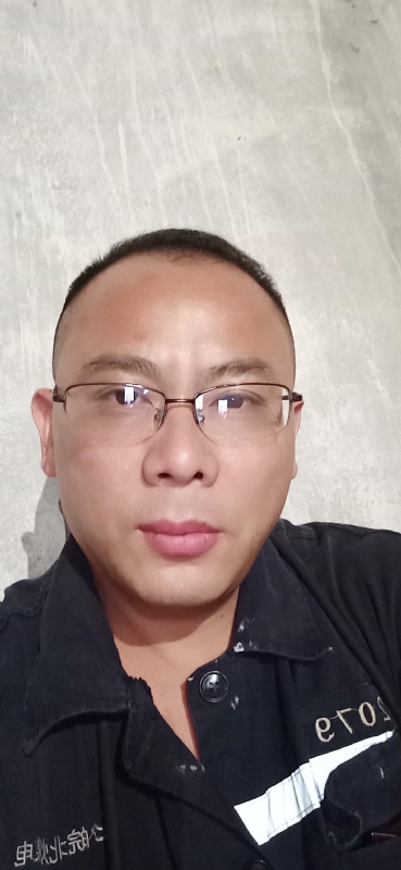 知足常乐的第一张照片--宜宾相亲服务中心