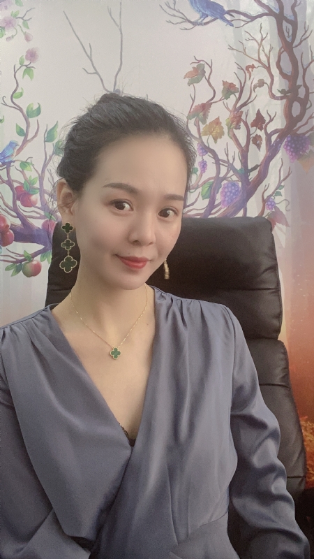潇潇的第一张照片--宜宾相亲服务中心