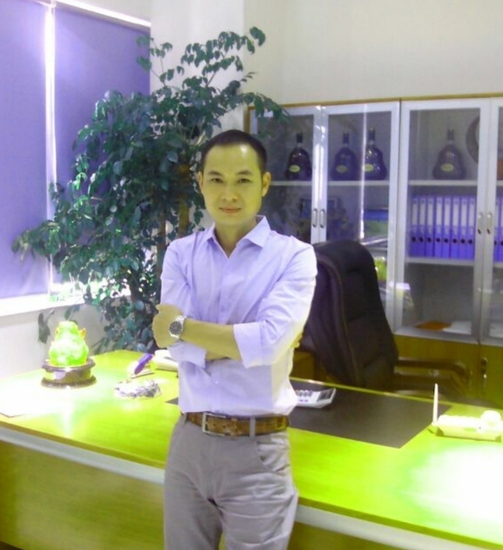 风中劲草的第一张照片--宜宾相亲服务中心