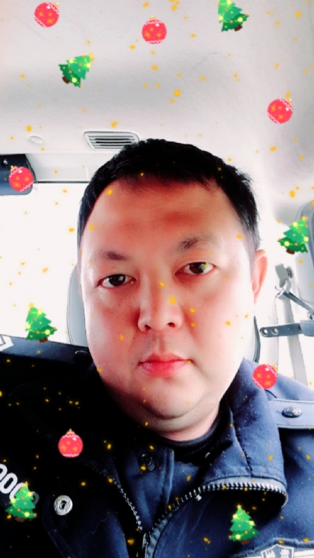 恨孤独的第一张照片--宜宾相亲服务中心