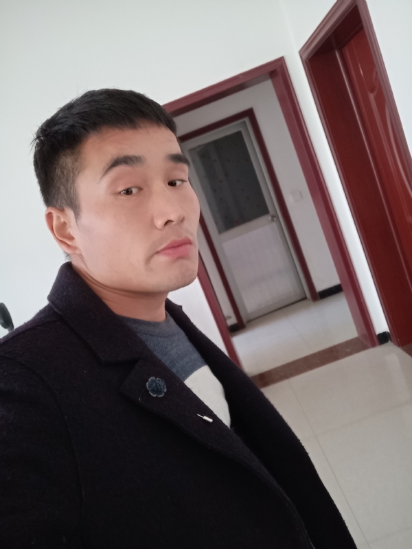 醒醒吧兄弟的第一张照片--宜宾相亲服务中心