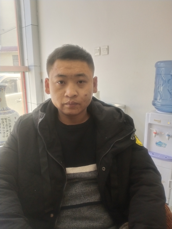 瞿波的第一张照片--宜宾相亲服务中心