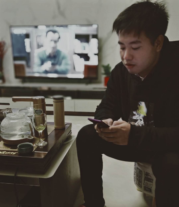 嗯今年能脱单吗的第一张照片--宜宾相亲服务中心